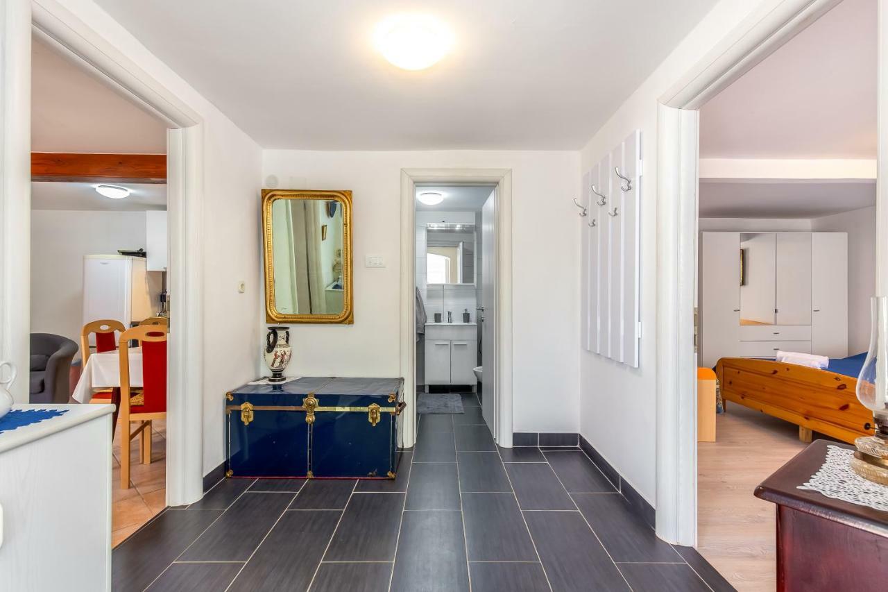 Apartment Lucija Бакар Екстер'єр фото